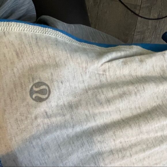 Lululemon Pacific Blue with Heather Gray Contrast SS Performance Shirt Small - Picture 4 of 8